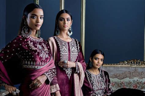 Fantastic Designer Kurti Neck Designs To Standout From the Rest