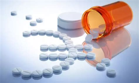 Pretreatment with ticagrelor reduces troponin levels in stable CAD ...