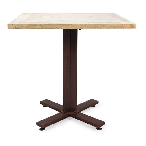 Square bar tables. Francisco Segarra.