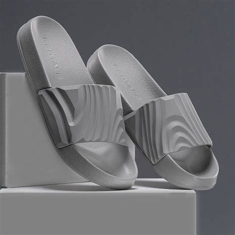 Men Sliders | Redtape