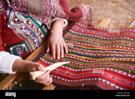 Peruvian Textiles 的图像结果