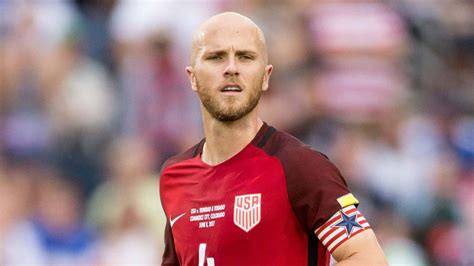 Download Michael Bradley Runs At The Soccer Field Wallpaper ...