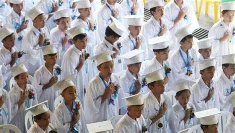 DepEd Graduation March 的图像结果