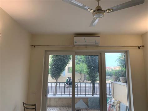 3 BHK Flats for Sale in Emaar MGF Emerald Hills Sector 65, Gurgaon