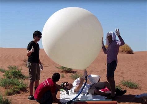 美国青年放气球上地球边缘拍摄 镜头2年后觅回 - 神秘的地球 科学|自然|地理|探索