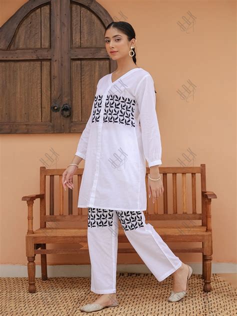 House Of Kari(Chikankari Clothing) - Chikankari Co-ords Set Online ...