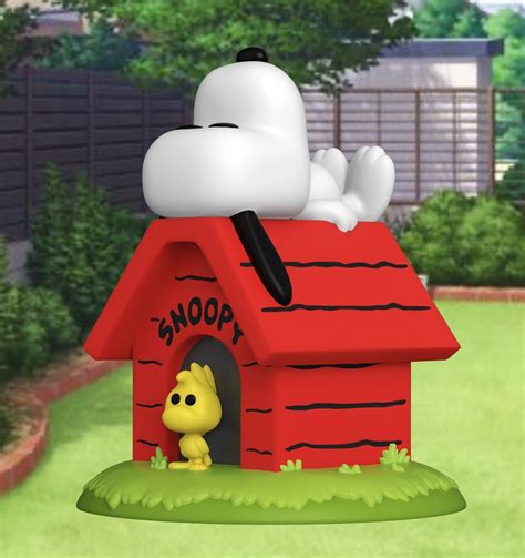Peanuts Funko Pop! Deluxe Snoopy on Doghouse | Snoopy, Art toy, Funko