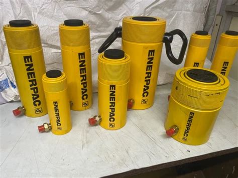 Hydraulic Jacks - Hi-load Cylinder Jack 50 Ton Wholesale Trader from Mumbai