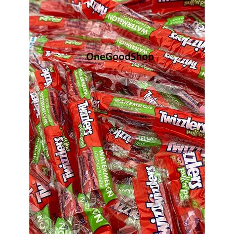 Twizzlers Watermelon Flavor Chewy Candy Strings, Pull n Peel, 2 Pound ...