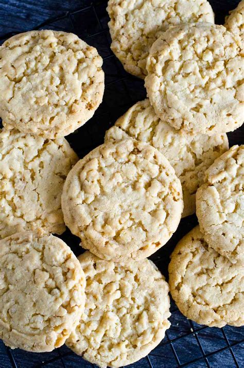 Rice Krispie Cookies - EASY, THIN and CRISPY Sugar Cookies