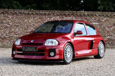 Renault Clio V6 Phase 1 "Rouge de Mars" 2002 - Gallery Aaldering