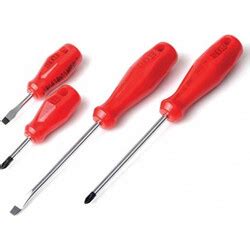 Tornavida Düz Uçlu Edoni 5X150mm - Şantiyeciniz