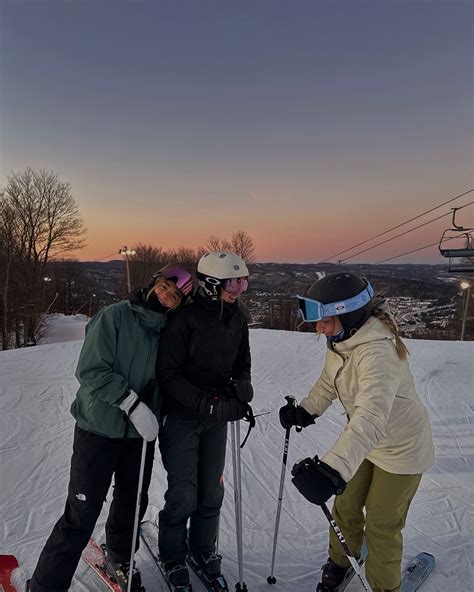 Charlotte Cool (@charlottecool_) • Instagram photos and videos