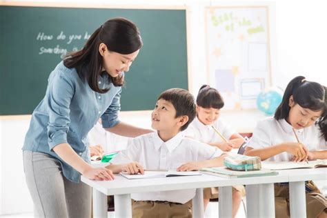 在韩国做中文老师需要什么条件？工资待遇如何？全都告诉你们。 - YouTube
