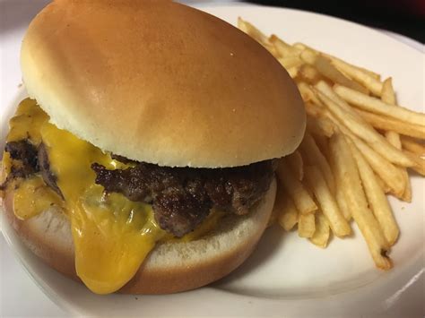 Calories Steak And Shake Burger at Zoe Burdett blog