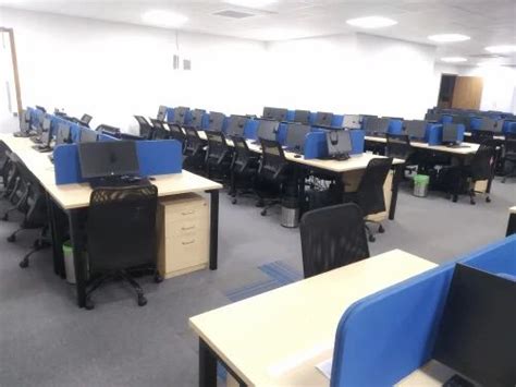 Wooden Workstation - Linear Corporate Office Computer Workstation ...