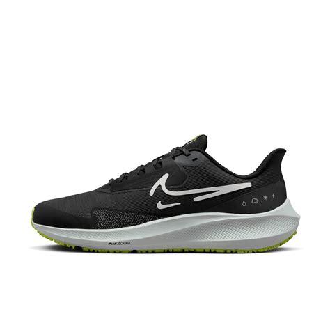 ナイキ エア ズーム ペガサス 39 シールド NIKE AIR ZOOM PEGASUS 39 SHIELD ブラック/ホワイト ...