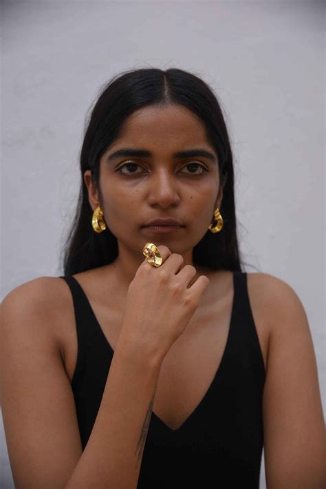 Fold Ring - Gold – KIRA The Label