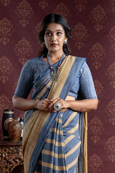 Handloom Saree With Ochre Yellow And Light Navy Blue Stripes – Byhand