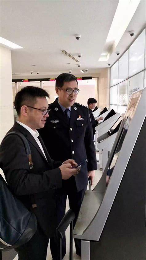 长春市公安局：优化出入境办证服务 打造“30分钟办证圈”_腾讯新闻