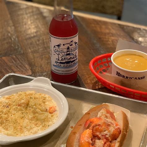 LUKE'S LOBSTER CITY HALL, Chicago - Theater District - Menu, Prices ...