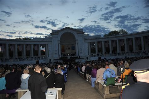 Easter Sunrise Service at Arlington National Cemetery Amphitheater ...