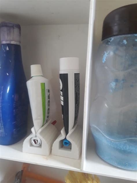 Top Select Plastic Rolling Tube Toothpaste Squeezer (3 Pieces ...