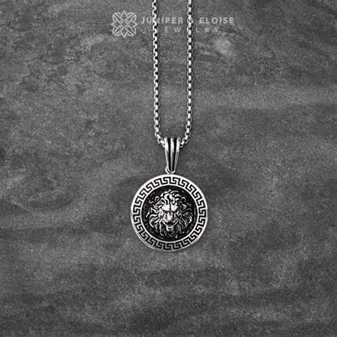 925 Silver Lion Pendant Necklace with Black Zircon