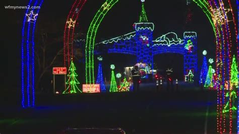 CHRISTMAS 2018 | Parades, Holiday Lights And Santa! List of Merriness ...