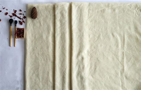 Buy Pure Wool Fabrics in Bulk | Merino & Handwoven Wool. – Suvetah