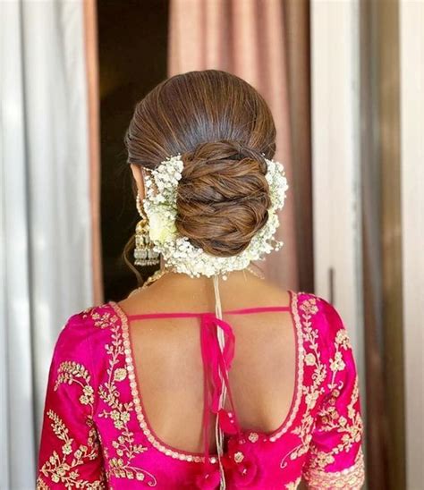 Modern Hairstyles With Saree For All Hair Types | Herzindagi