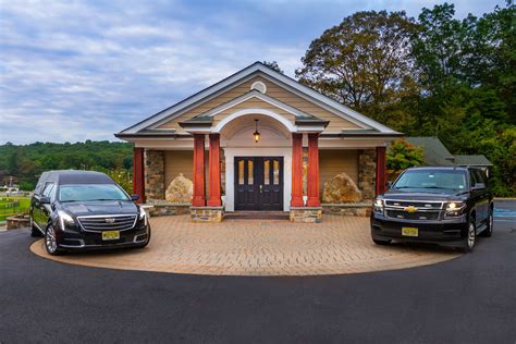 Leber-Lakeside Funeral Home