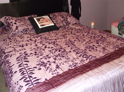 Bella's replica bedding from Twilight, New Moon and Eclipse Tiny House ...