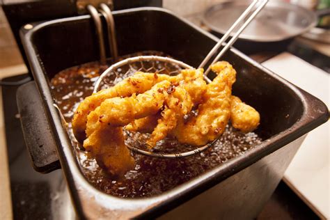 What Is Best Oil To Deep Fry Fish at Joseph Gerlach blog