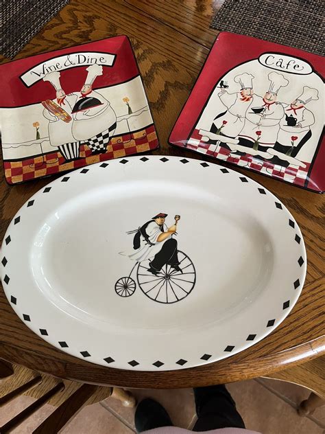 Chef Table, Floor Mat, 2 Dishes, Serving Platter and 2 Hot Plates for ...