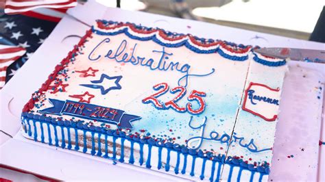 Ravenna celebrates its 225th birthday with downtown party