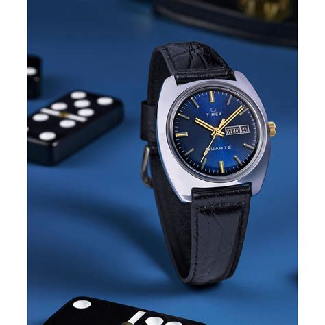 Q Timex Men’s Blue Round Dial Analog Leather Watch