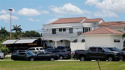 Rapper Sean Kingston’s home raided by SWAT; mother arrested on fraud ...