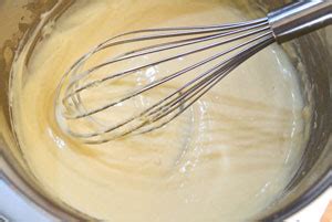 How to Make White Sauce for Lasagna