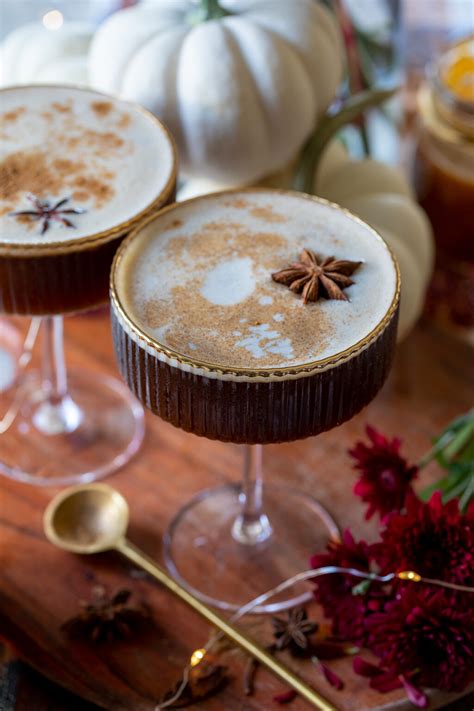 Pumpkin Spice Espresso Martini • Freutcake