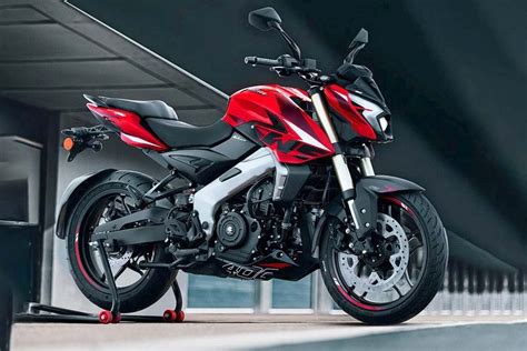 Bajaj Pulsar NS 400Z: Indijski rođak KTM-a 390 Duke