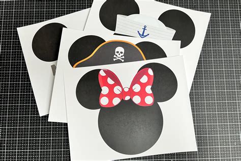 Easy diy disney cruise door magnets – Artofit