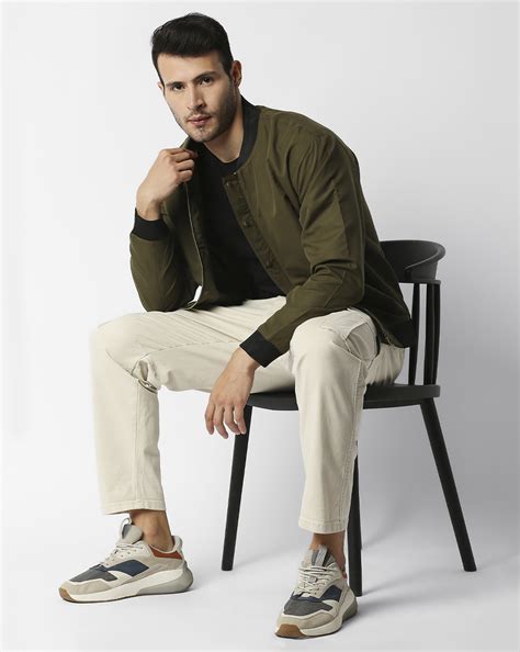 CLASSIC BOMBER JACKET – Vogueorgy