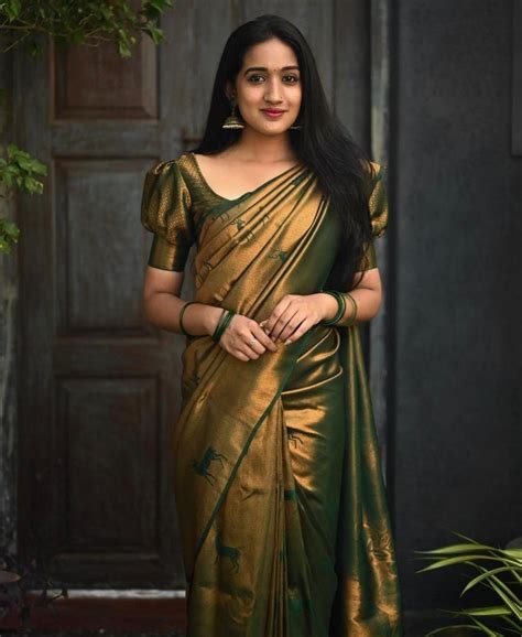 fabulous Dark Green Jacquard Soft Lichi Silk Saree