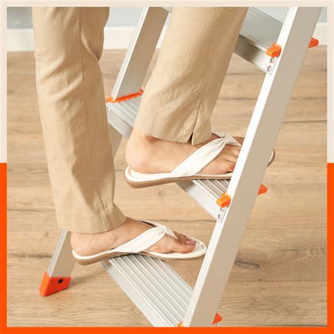 7 Step Foldable Aluminium Ladder – Bathla Home