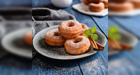 Cinnamon Doughnuts Recipe: How to Make Cinnamon Doughnuts Recipe ...