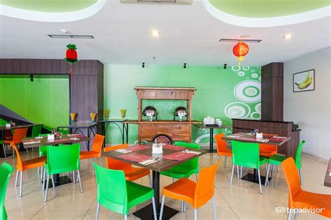 FAVEHOTEL HYPER SQUARE (Bandung) - Hotel Reviews, Photos, Rate ...