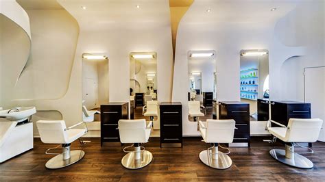 Posh Beauty Salon Kew Gardens Ny - Garden Ftempo | Salon interior ...