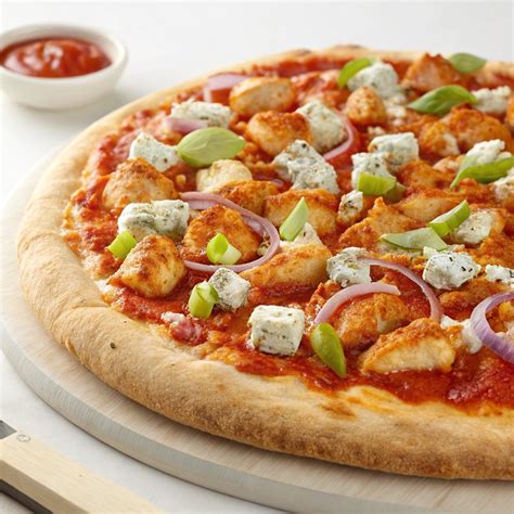 Spicy Buffalo Chicken Pizza Recipe You’ll Crave