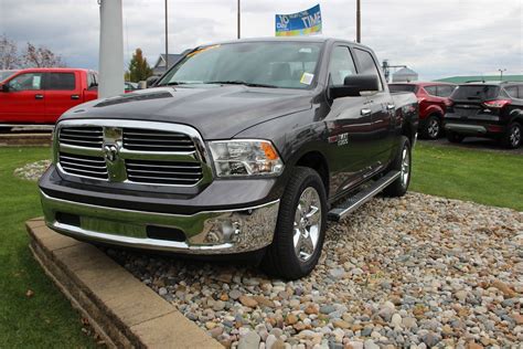 2014 Ram 1500 SLT Crew CAB 4x4 Granite Crystal Met Clear Coat Paint Eco Diesel | Car lease ...